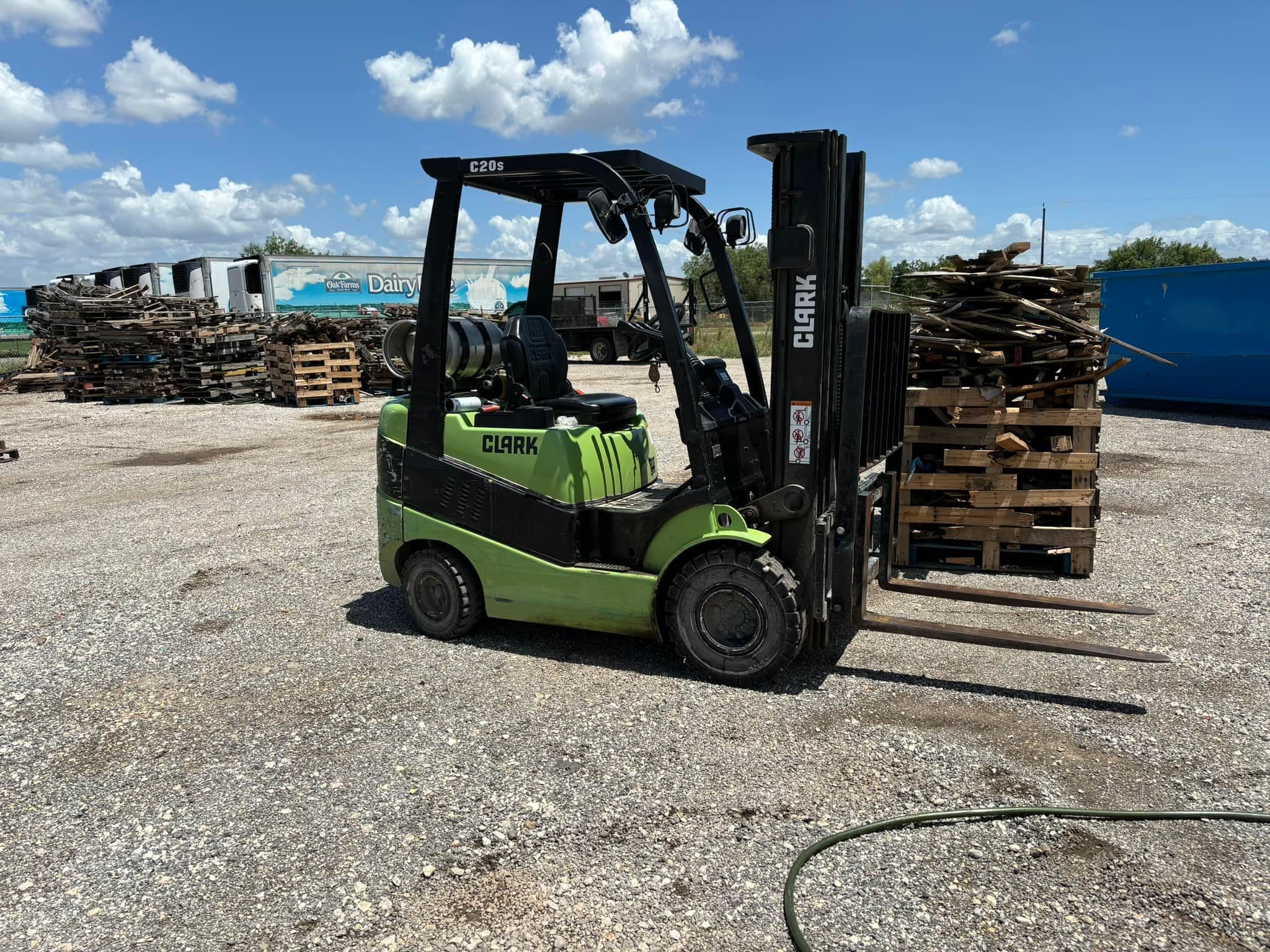 Clark forklift Foam filled tires - San Antonio TX 78250
