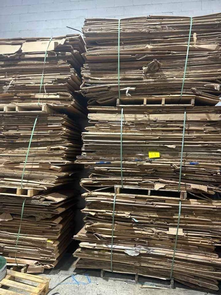 4 Wall 48 x 40x41 Used Gaylord Boxes - Renton WA 98056