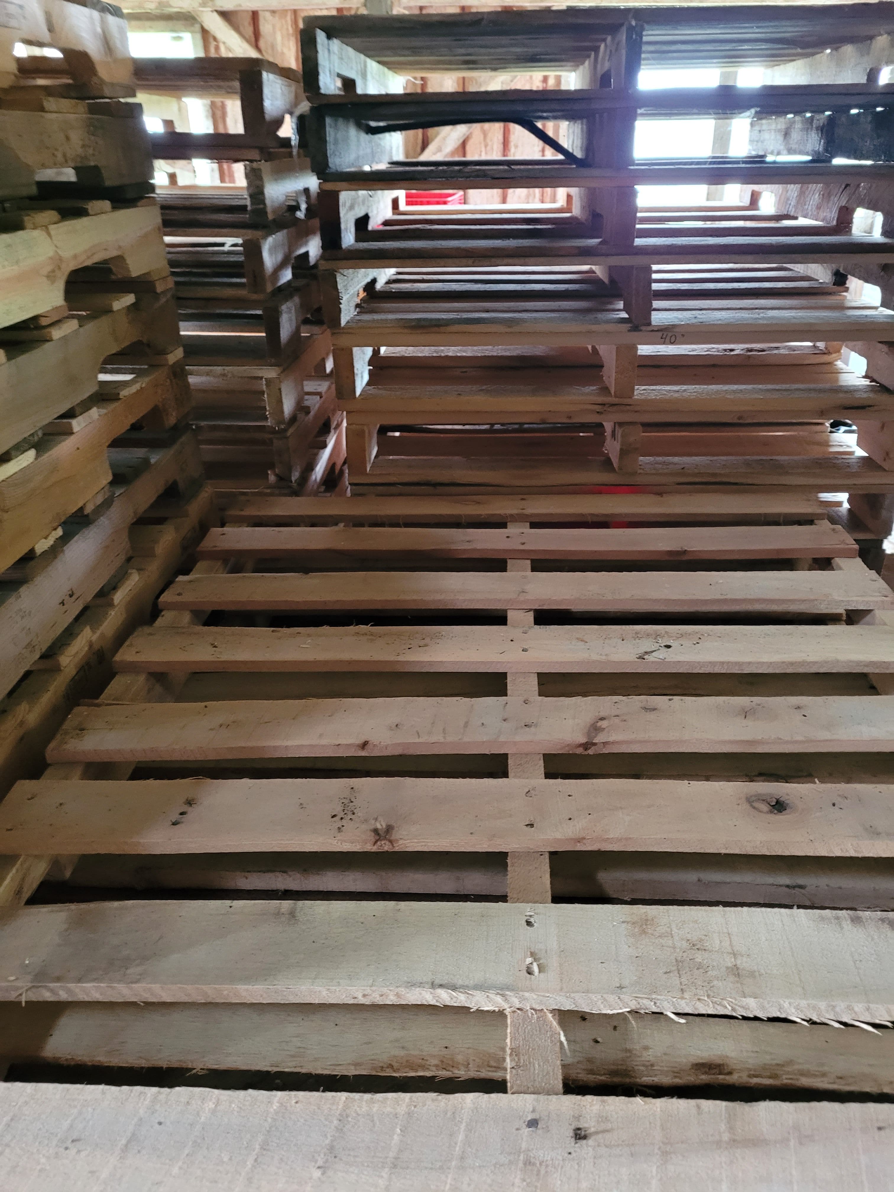 48 x 40 Grade A GMA Wood Pallets - Chesapeake City, MD 21915