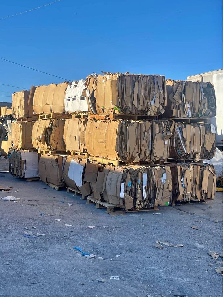 Tons of Baled Cardboard Bales - Los Lunas NM 87031