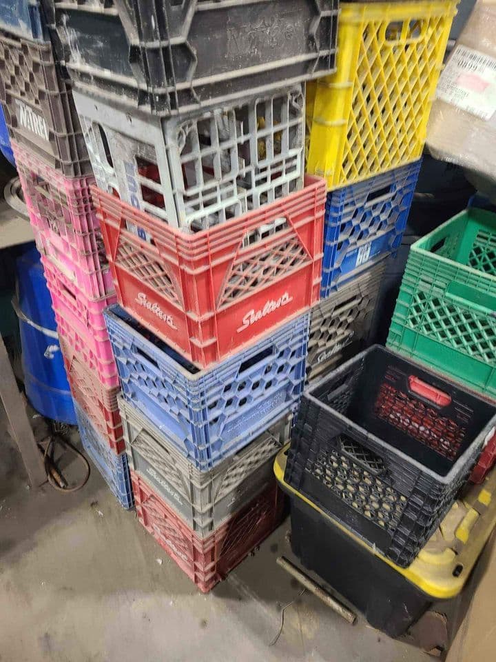 Used Plastic Milk Crates - Martinsburg WV 25404