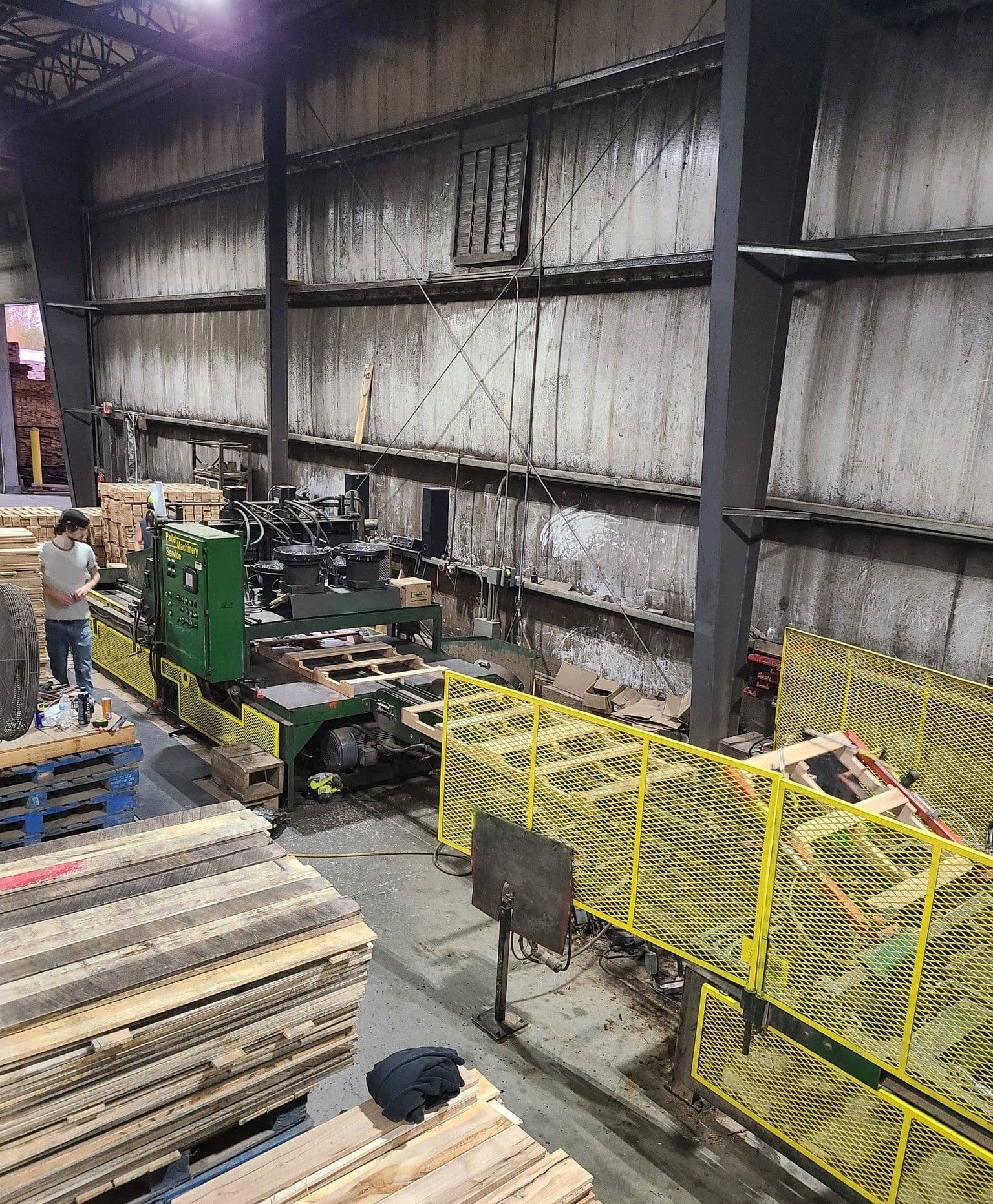 Pallet Viking Duo Matic with Stacker and Lift tables - Milwaukee WI 53209