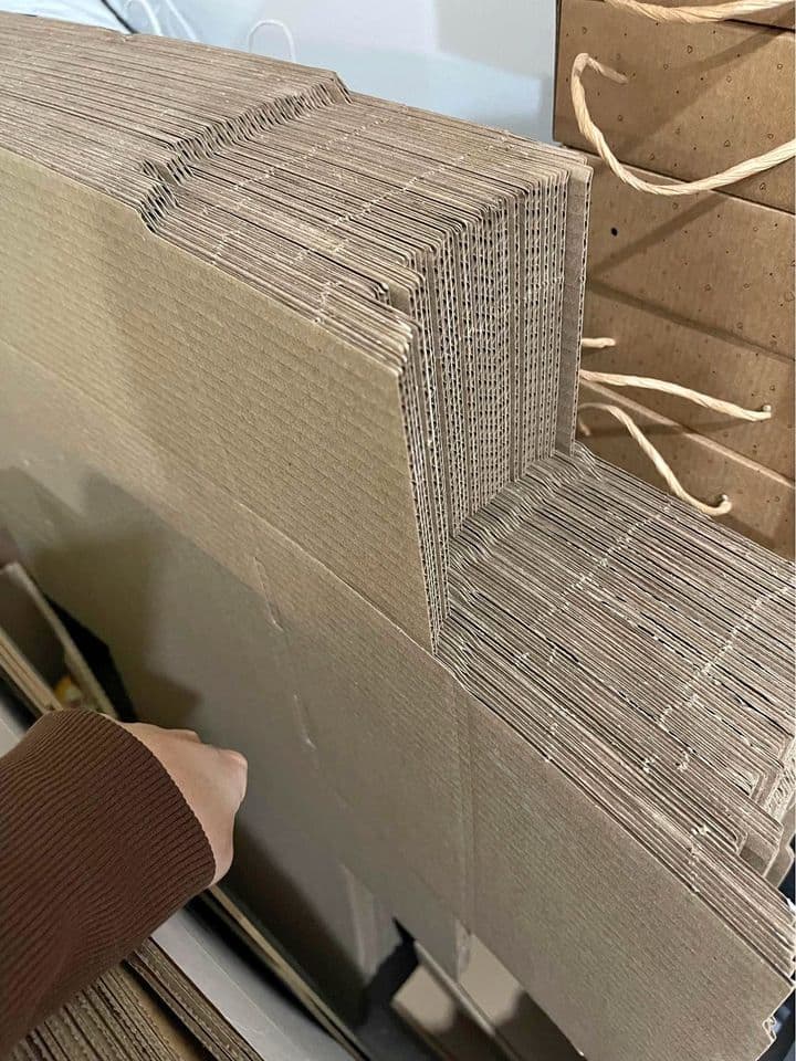 12x9x5 Used Shipping Boxes - Los Angeles CA 90037