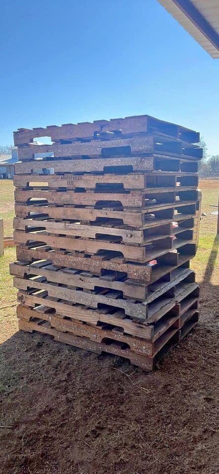 40 x 48 Repaired Grade A 4-way Stringer Pallets - Tomball, TX 77375