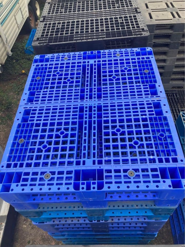 Used 48 × 40 CBA Plastic Pallets - Waterloo IA 50701