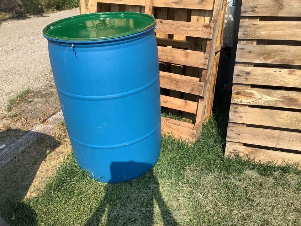 55 Gallon Food Grade Plastic Drums - Santa Monica CA 90403