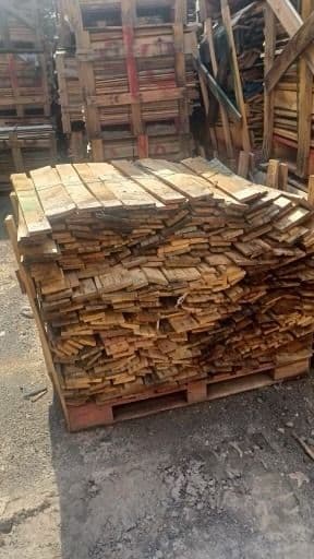 Reclaimed 48" 4-way Hardwood Stringers - Saint Louis MO 63104