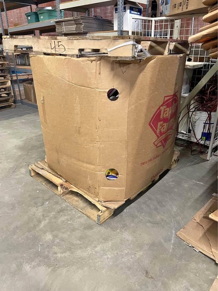 48 x 40 x 45 Used Bulk Octabin 5 Wall Gaylords - Dallas TX 75217