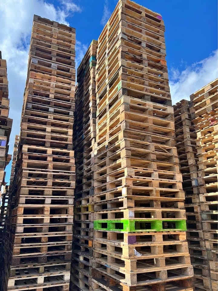 1000 x 1200 Used 4-Entry Euro 2 Block Pallets - Kailua Kona HI 96740