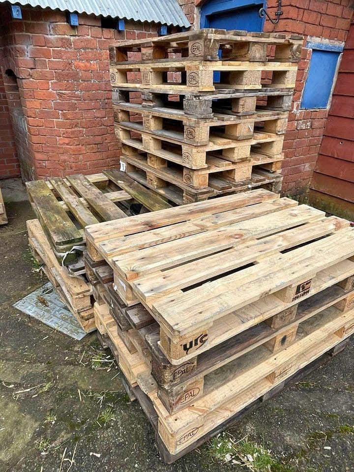 800 x 1200 Used Block Euro Pallets - Northampton MA 01060