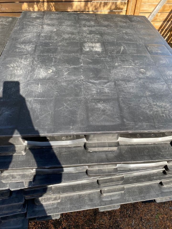 Beverage 44" × 56" Plastic Pallets - Enid OK 73703