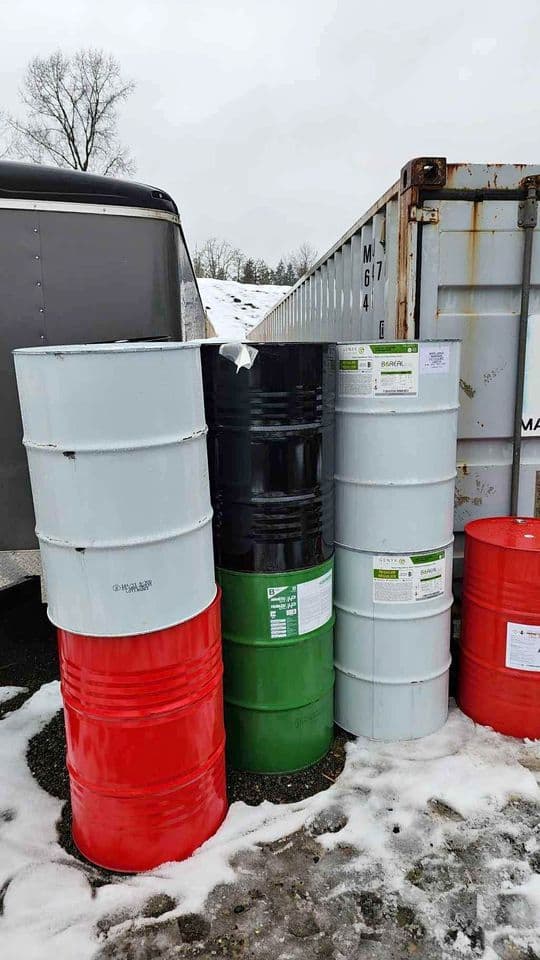 Used 55 Gallon Metal Drums - Clinton Township MI 48035