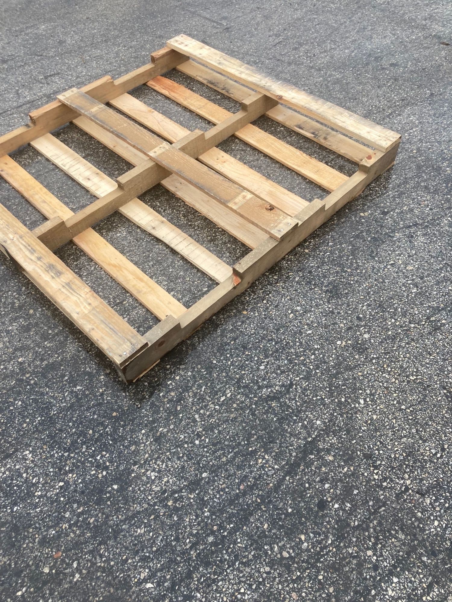 Used 48 x 45 Wood Pallets - Houston, TX 77079 - Image 4