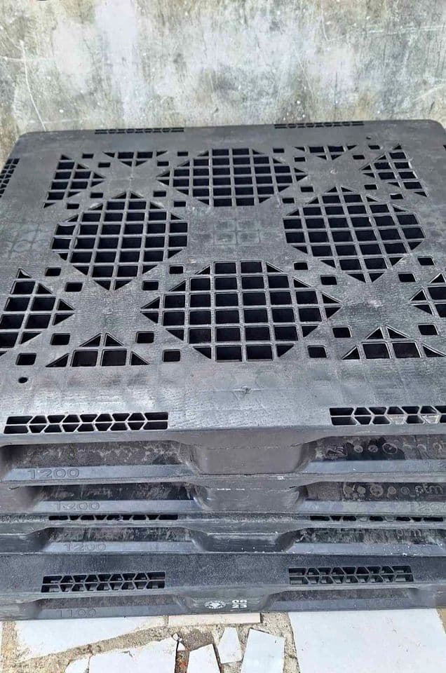 1000 x 1200 mm Used Plastic Pallets - Slidell, LA 70458