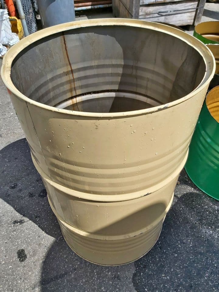55 Gallon Used Metal Drums - La Grange KY 40031