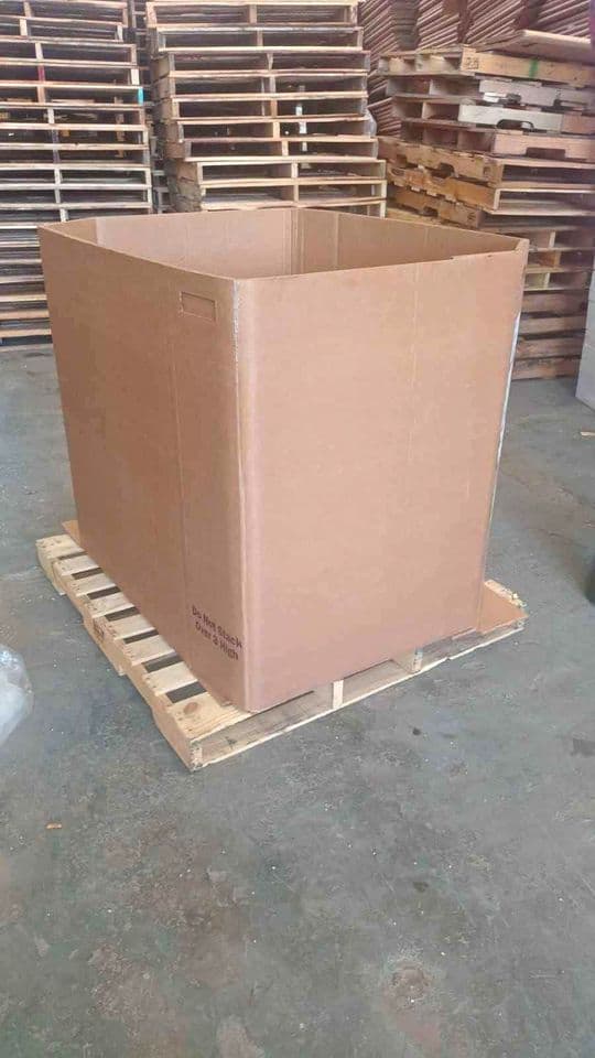 3 Wall Used 48 x 40 x 40 Gaylord Boxes - Las Vegas NV 89110