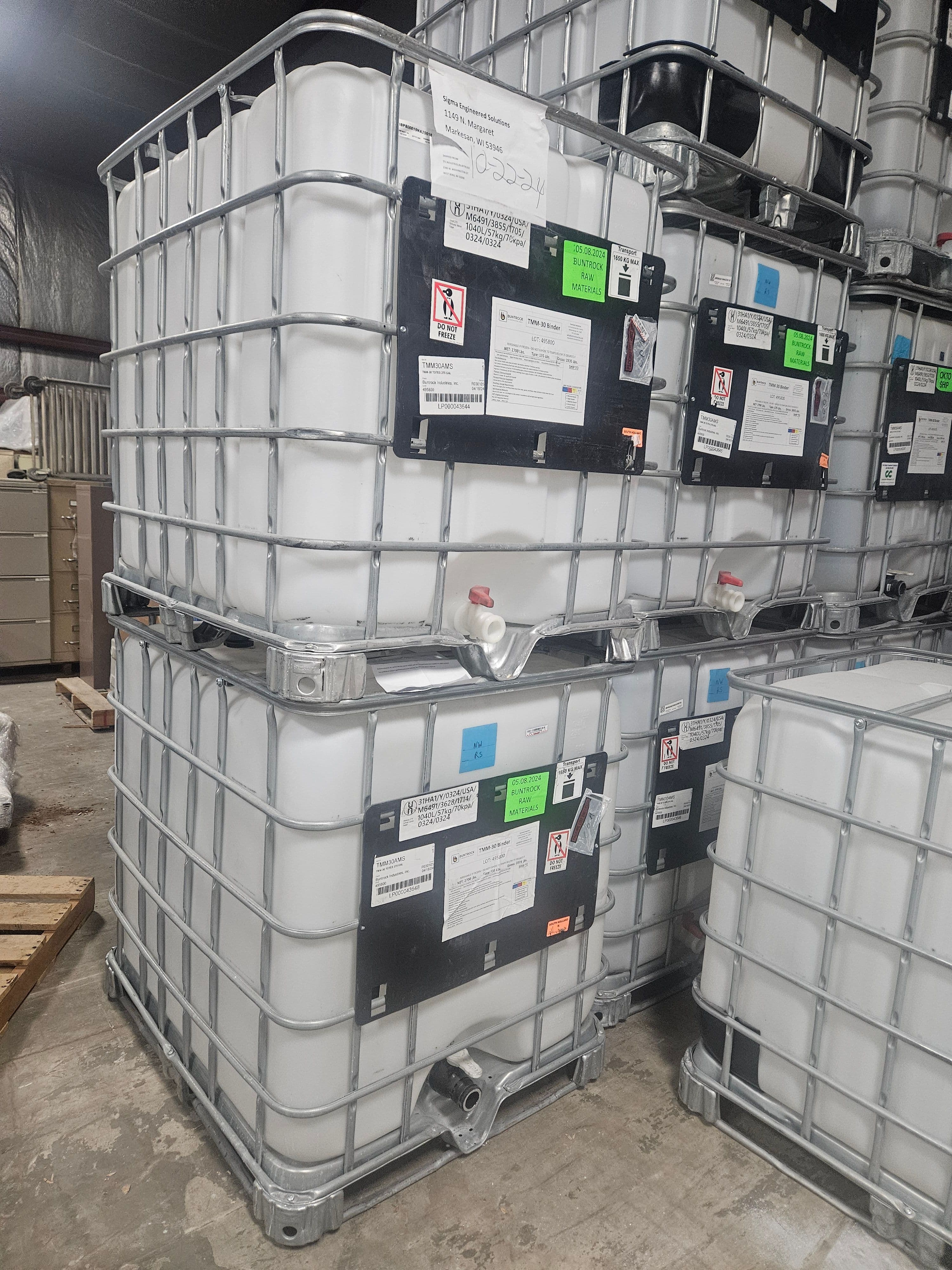 Used 330 Gallon IBC Totes - Milwaukee, WI 53201