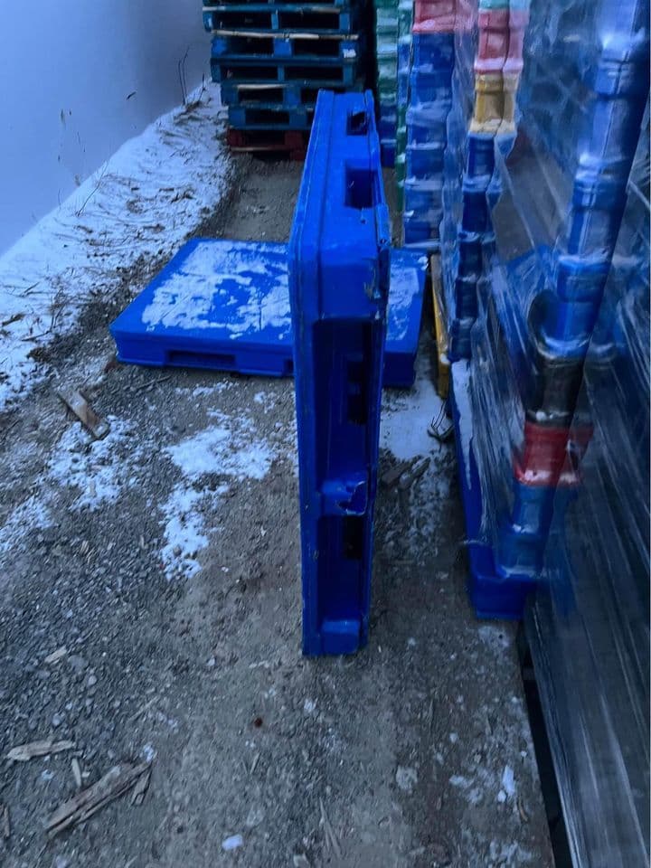 Used 40 x 48 CBA Reinforced Plastic Pallets - New Orleans LA 70118
