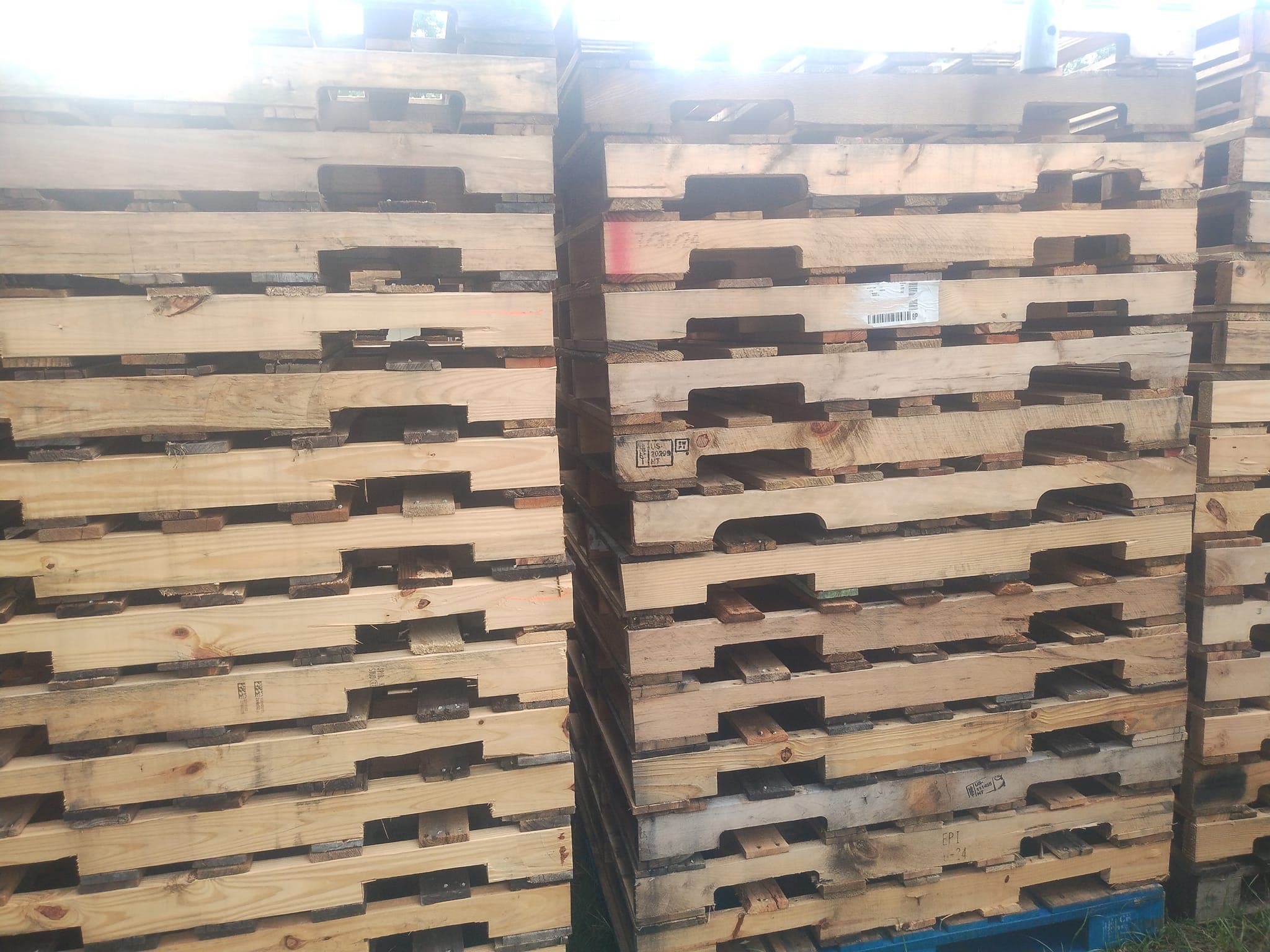 Grade A 48 x 40 Premium GMA Hardwood Pallets - Neenah WI 54956