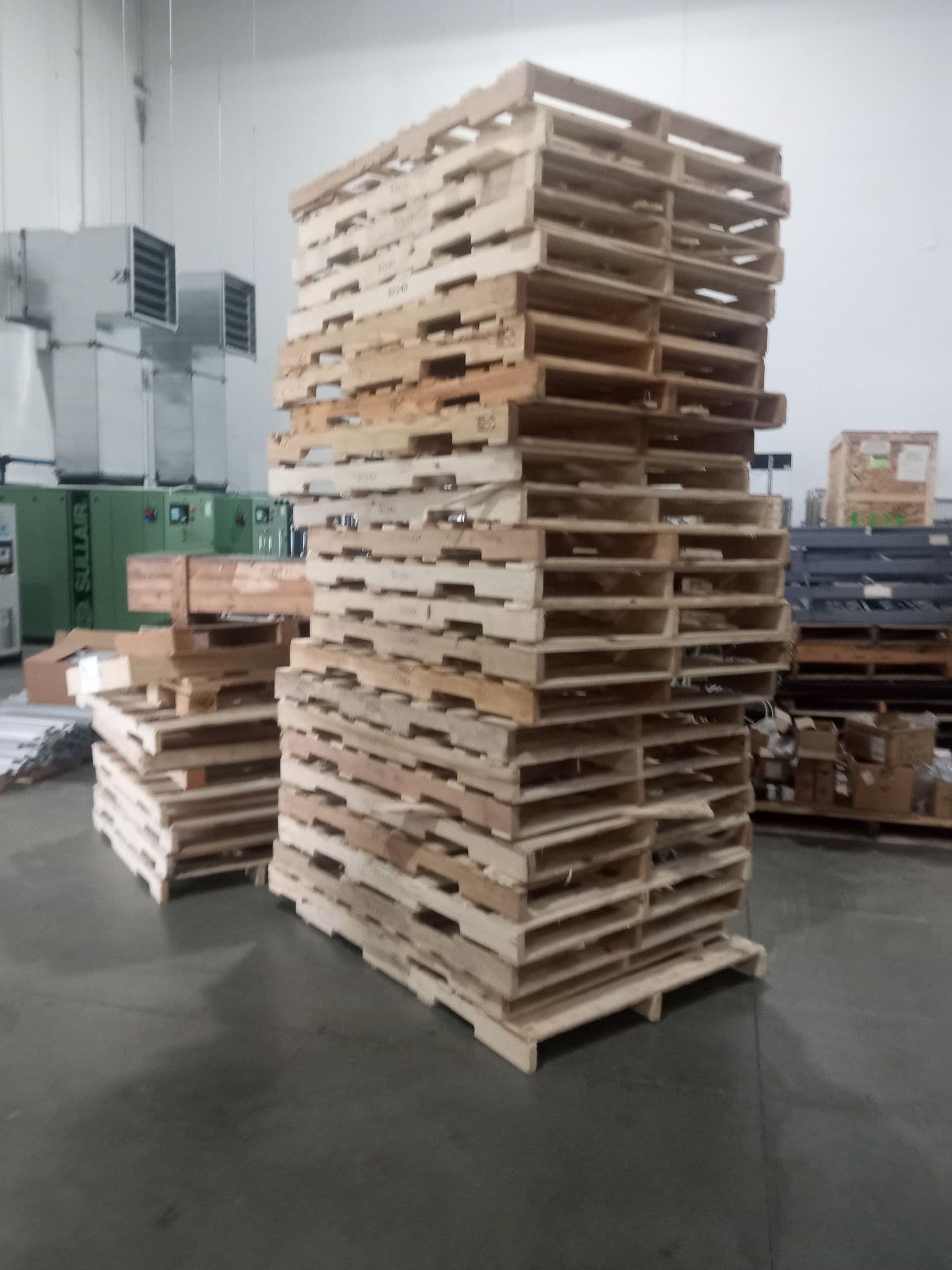 Grade A 48 x 40 White Pine Wood Pallets - Virginia Beach VA 23462
