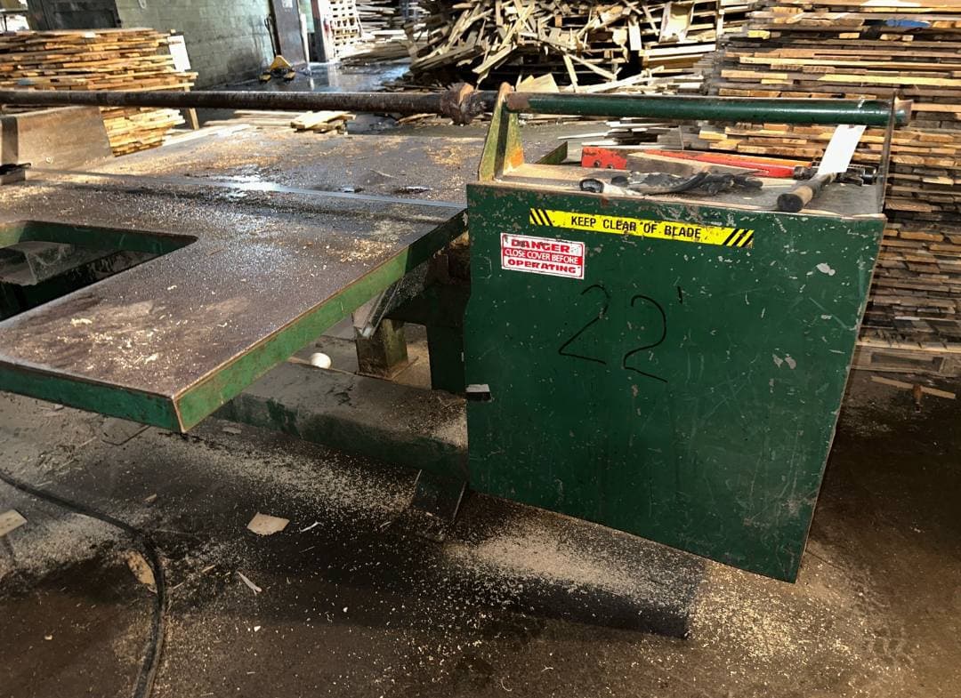 Used Pallet Dismantler