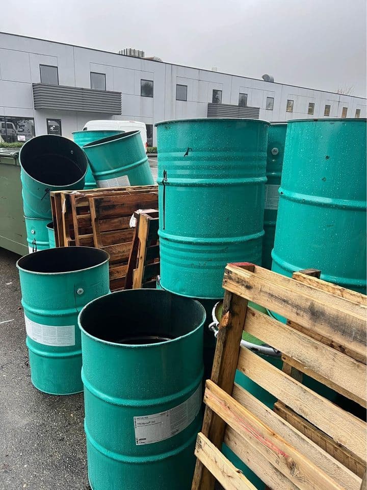 55 Gallon Used Metal Drums - New Baltimore MI 48047