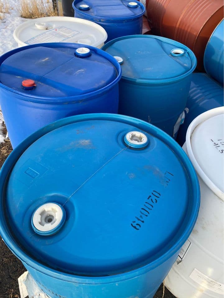 55 Gallon Closed Top Plastic Drums - Biddeford ME 04005