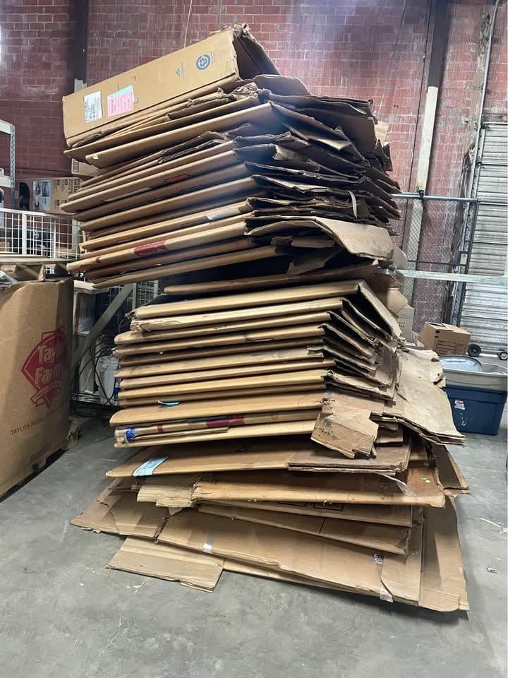 48 x 40 x 45 Used Bulk Octabin 5 Wall Gaylords - Dallas TX 75217