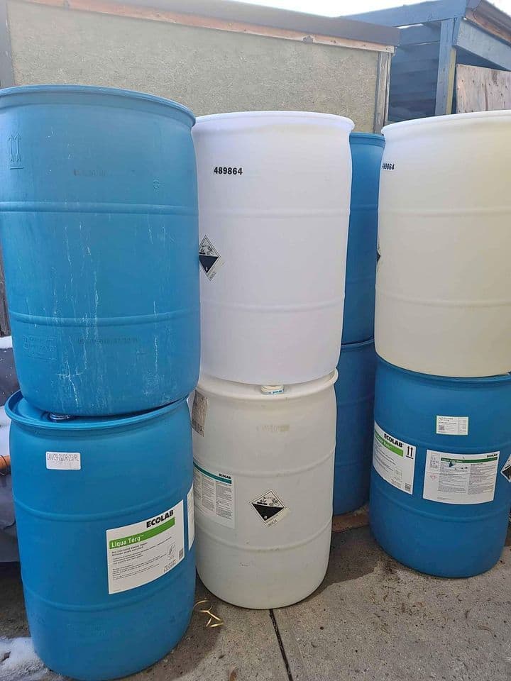 Used 60 Gallon 227L Plastic Drums - Derry NH 03038