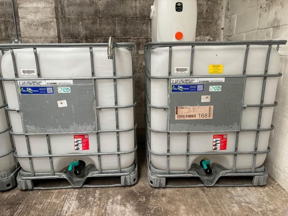 Used 275 Gallon IBC Totes - Carrollton TX 75007