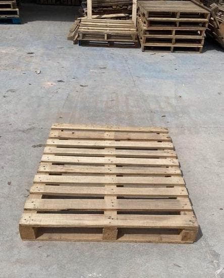 48 x 40 Used 2-Way Stringer Pallets - Saint Paul MN 55104