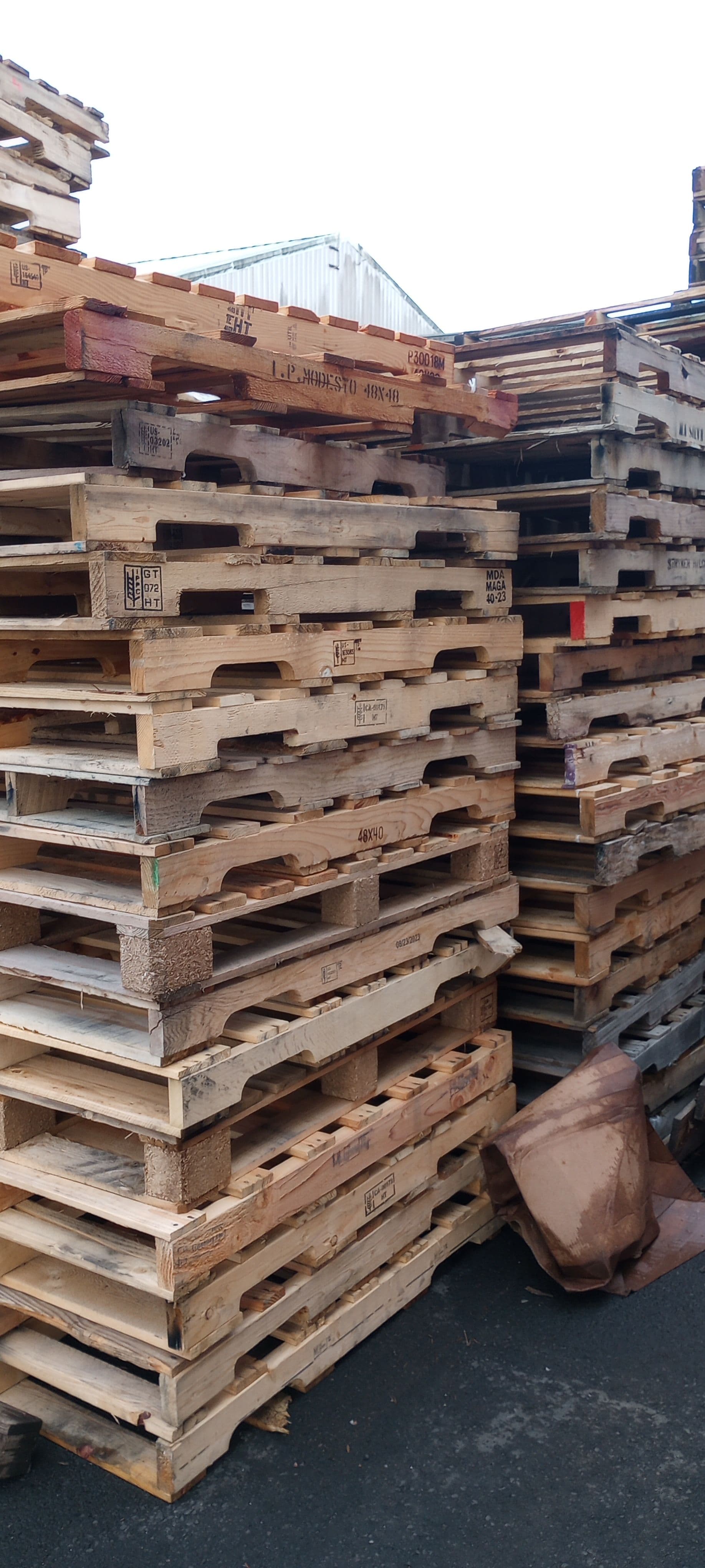 48 x 40 Used Wood Pallet Cores - Newport OR 97365