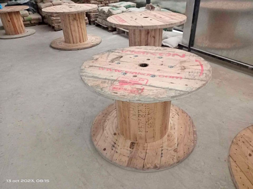 Full Truckload Amount of Wooden Spools - Clarksburg WV 26301