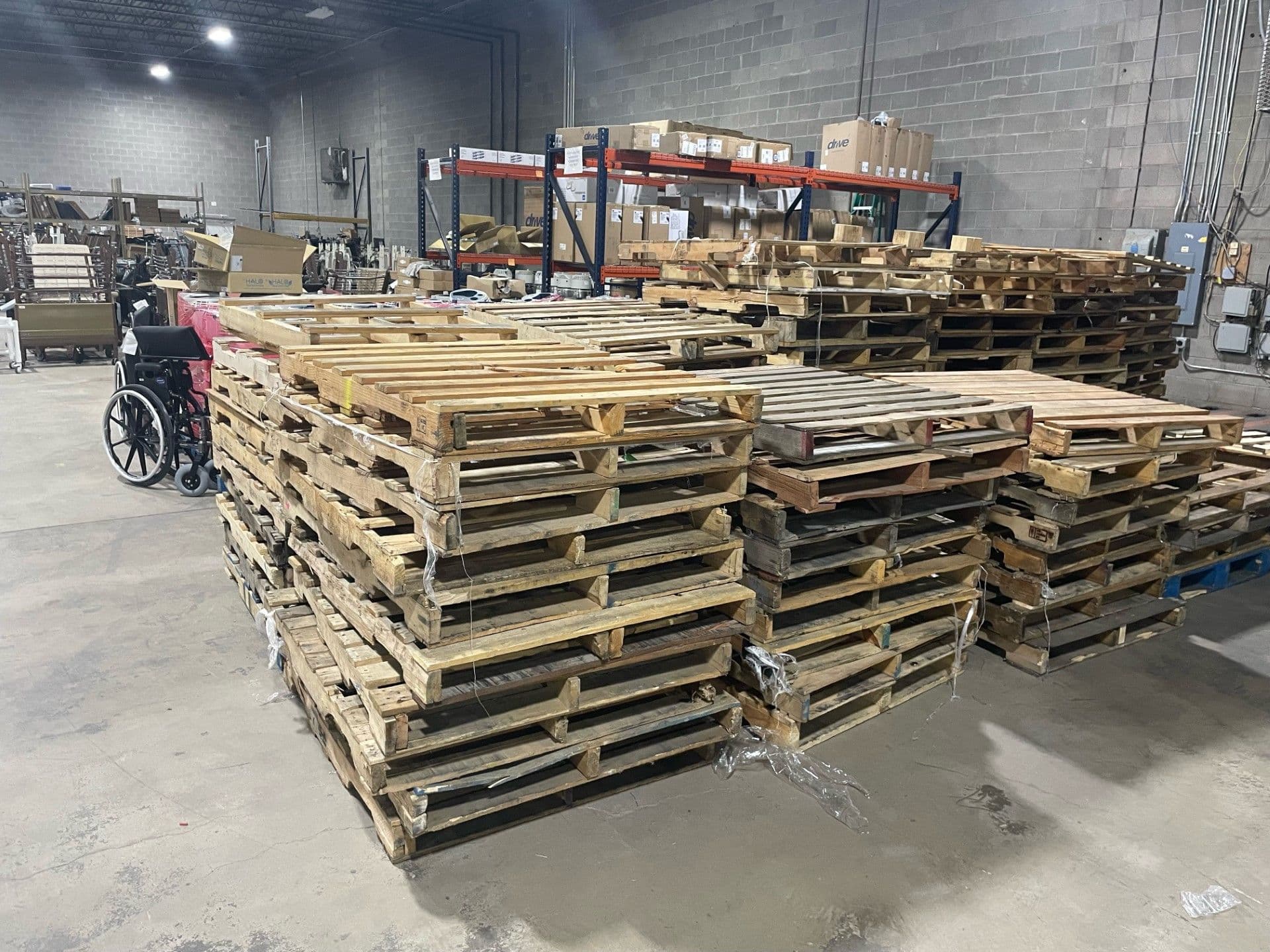 48x40 Used Shipping Skids - Englewood, CO 80110
