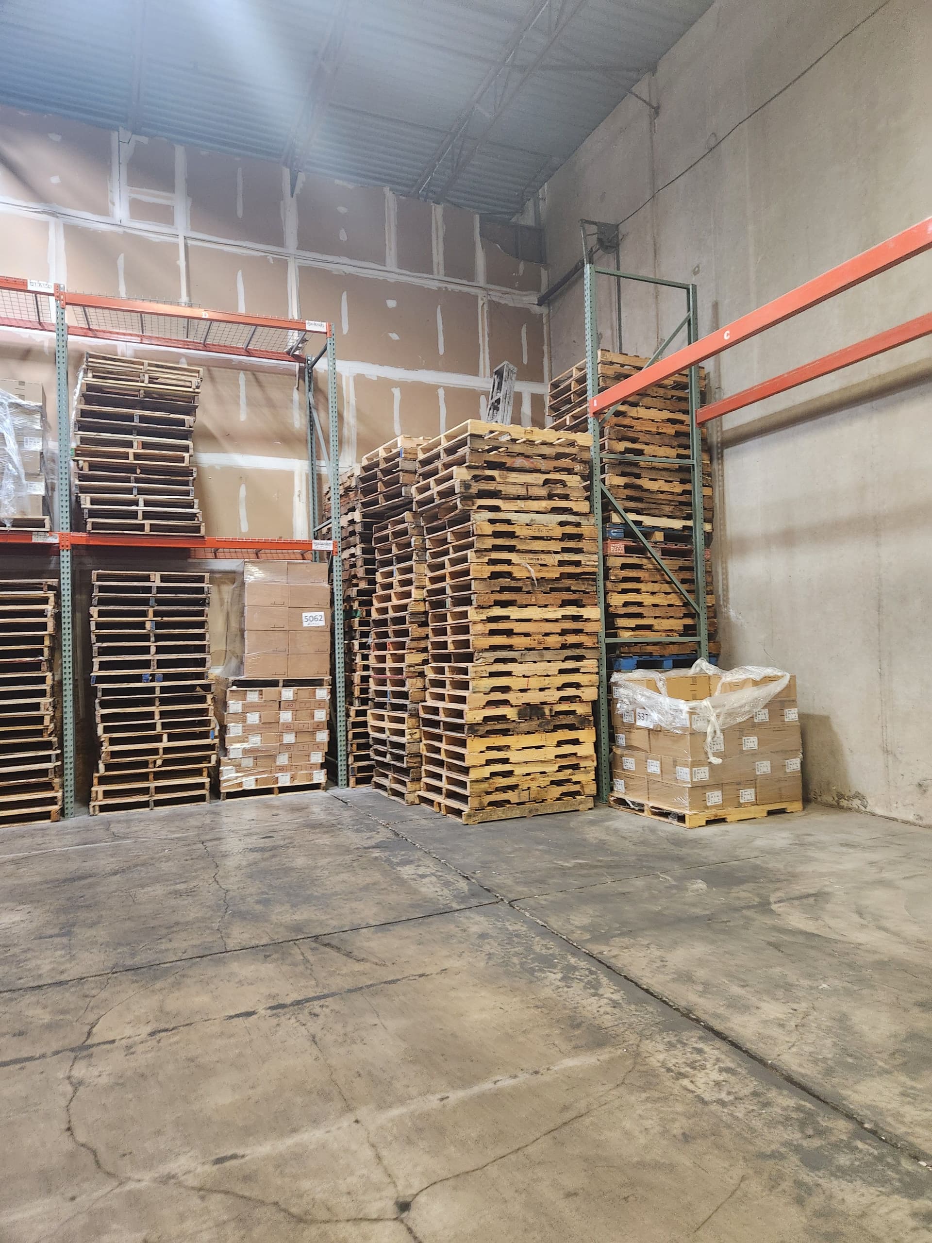 Mix of #1 & #2 48 x 40 Wood Pallets -San Diego CA 92114