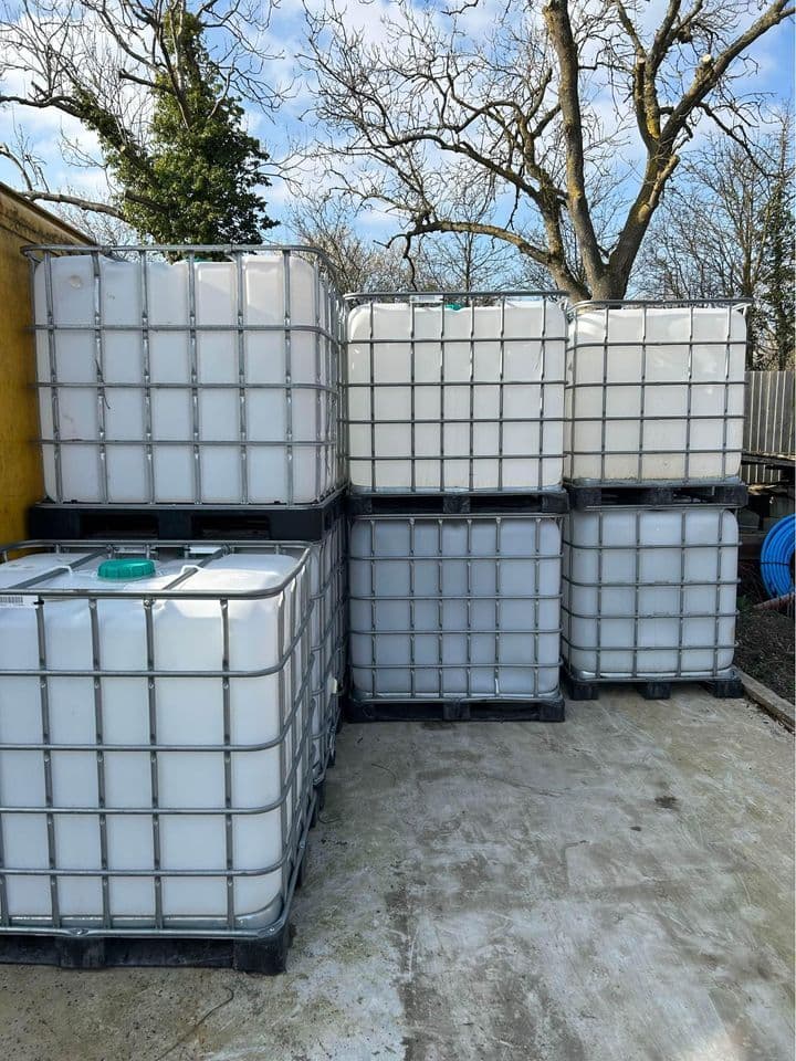 Used 275 Gallon IBC Totes - Plano TX 75025