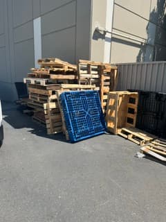 Grade B 48x40x6 4 Way Stringer Recycled/Combo Pallets - Union City, CA 94587