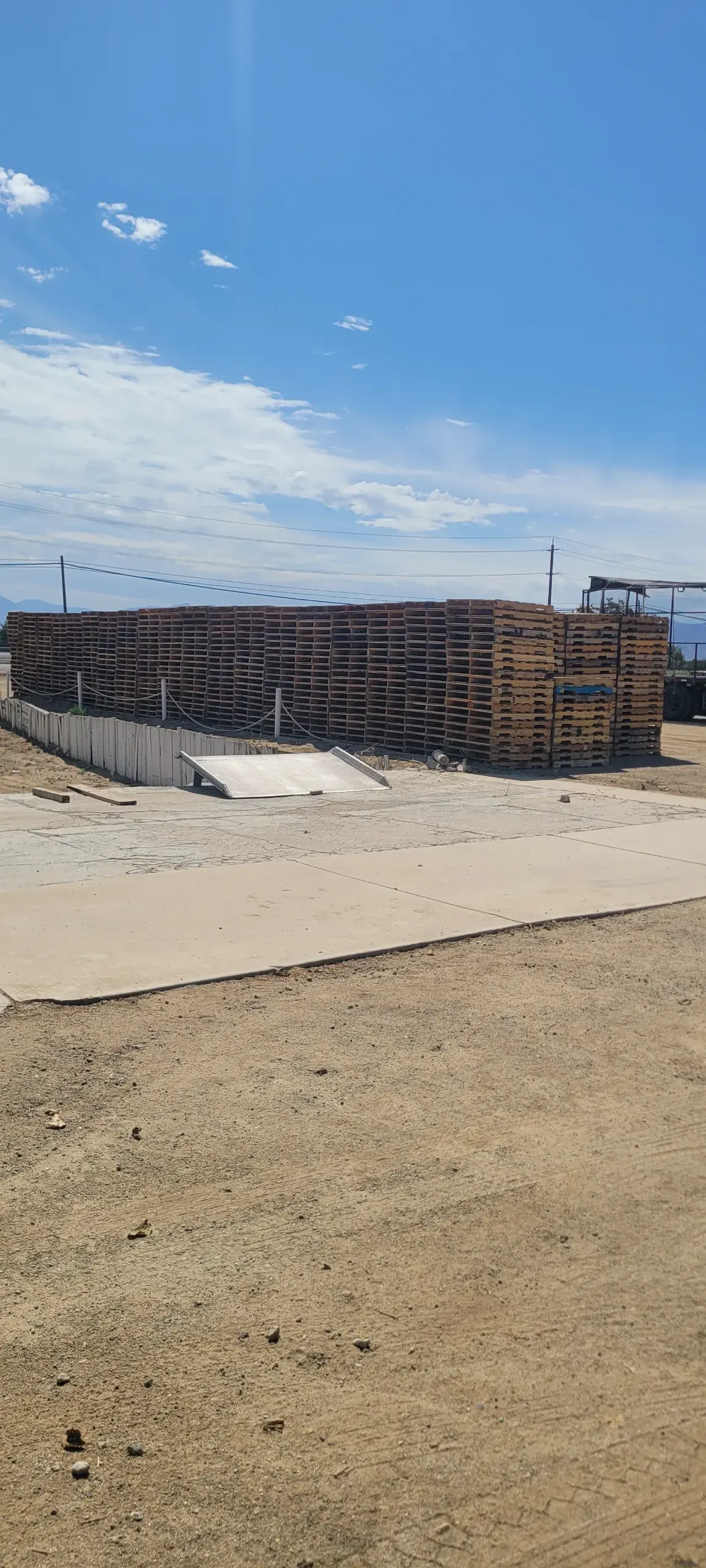 Combo 48x40x6 4 Way Stringer Mixed Hardwood Pallets - Bakersfield, CA 93313