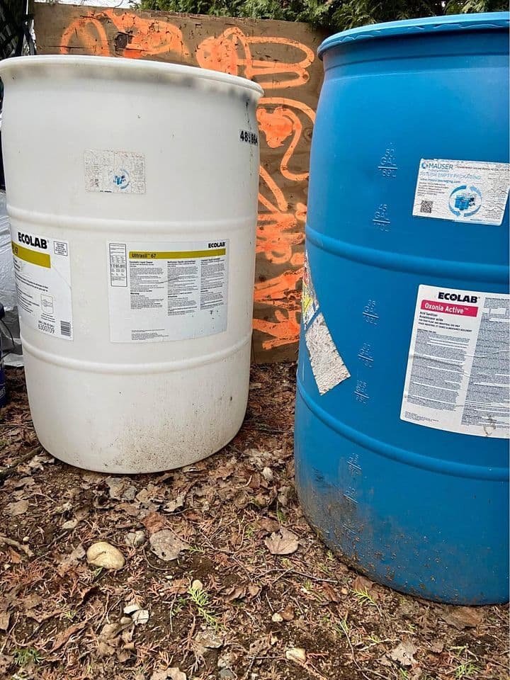 Used 50 Gallon (Non-Food Grade) Plastic Drums - Tuscaloosa AL 35405