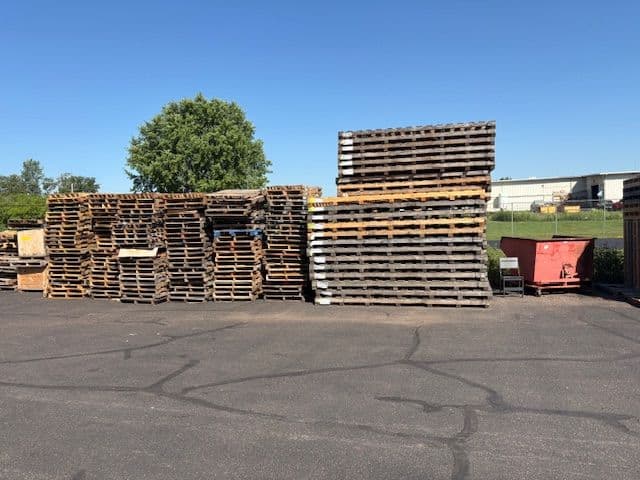 Truckload of 48 x 96 Solar Panel Pallets -  Nashville TN 37211