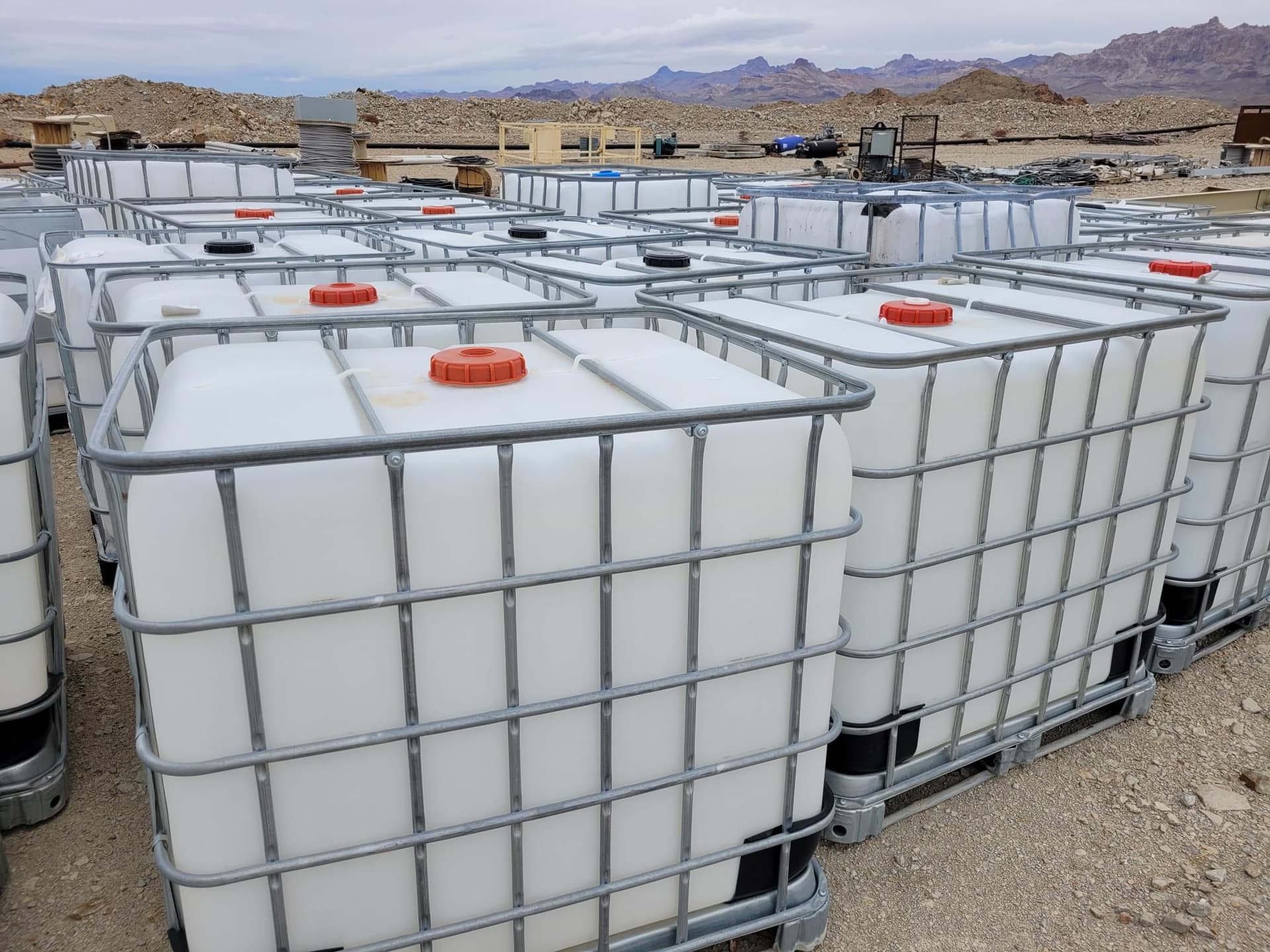 Used 275 Gallon IBC Totes - Las Vegas, NV 88901