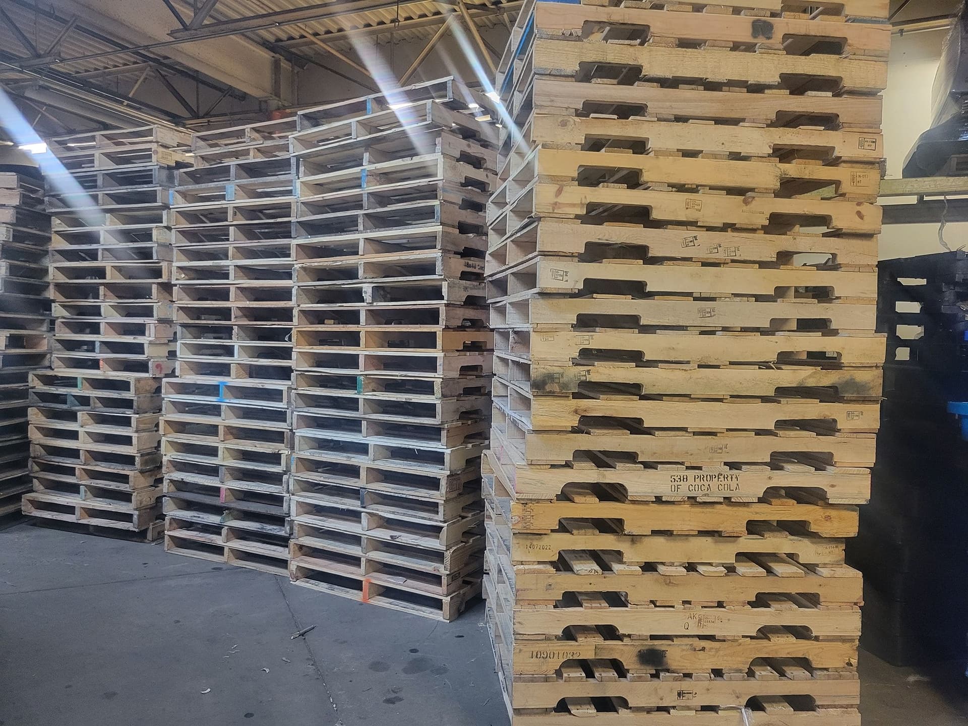 48 x 40 GMA 4-way Grade A Reconditioned Wood Pallets - Elgin IL 60120