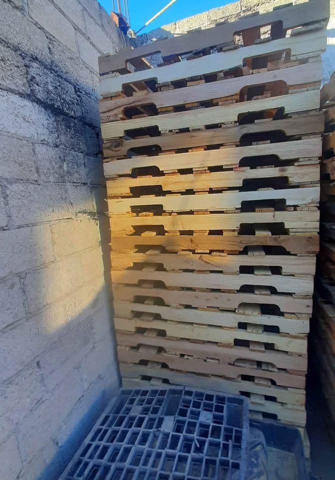 48 x 40 #1 A Grade Used 4way Pallets - Gulfport MS 39503