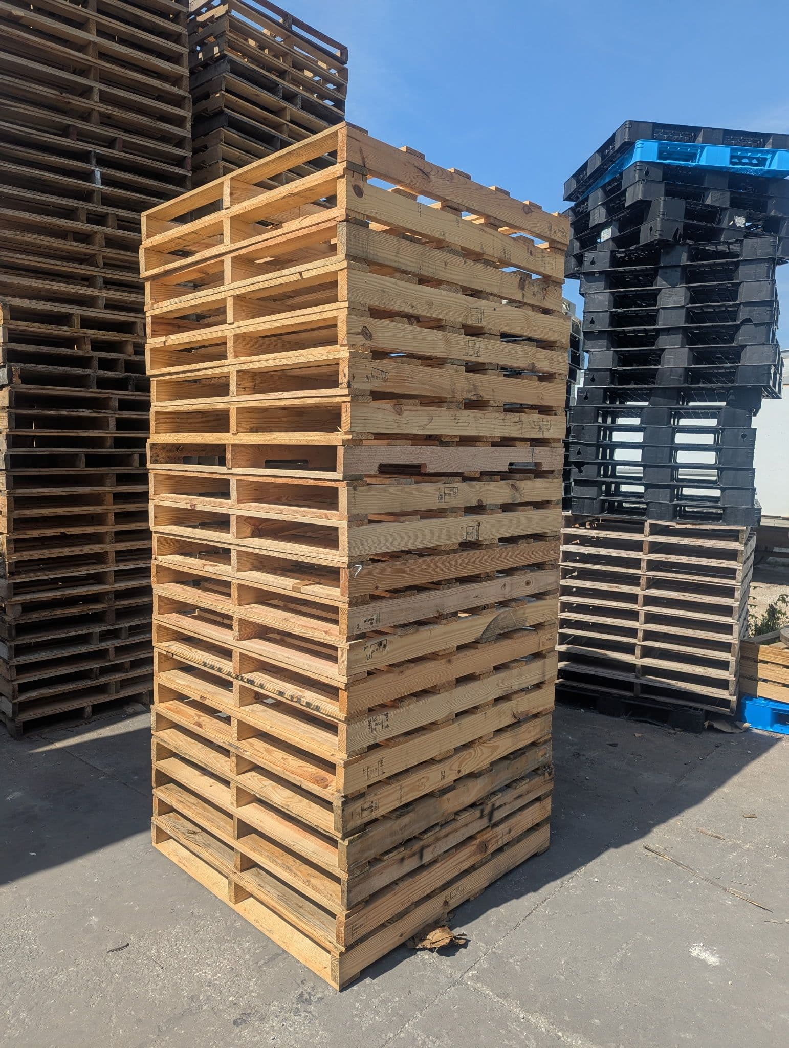 48x48 Grade A Pallet- 2 Way- Brownstown Indiana 47220