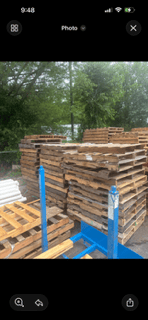 Grade A 42x42x5 4 Way Block Oak Pallets - burlington, NJ 08016
