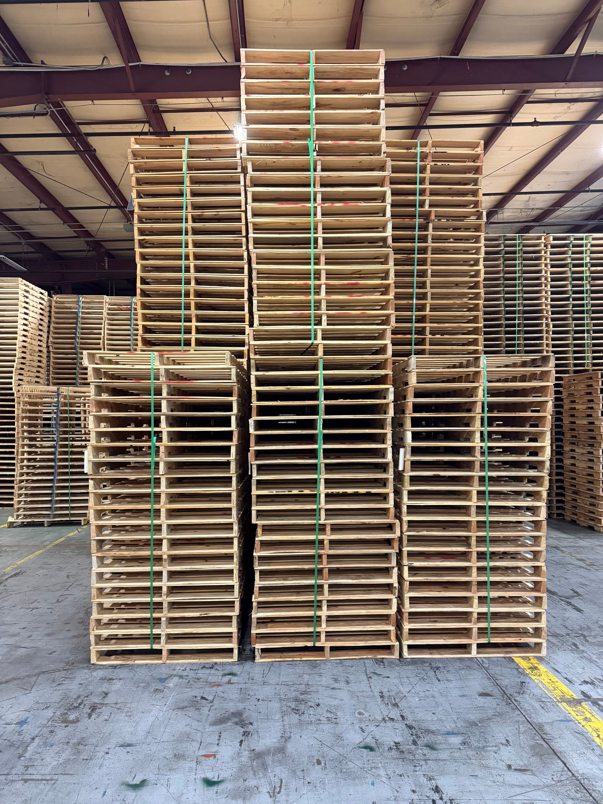 New 48x40x6 Pallets - Wakeman, OH 44889