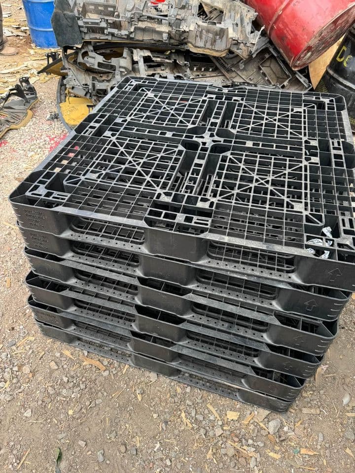 1100 x 1100 Plastic Pallets - Renton WA 98058