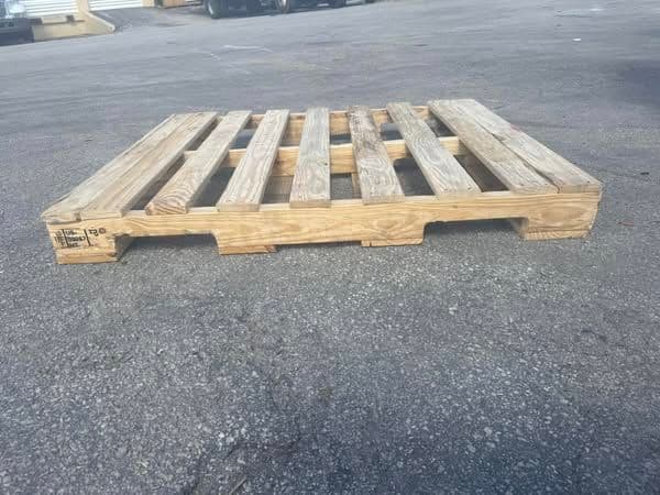 Used 48x40 Grade B Wooden Pallets - Lawrenceville, GA 30043