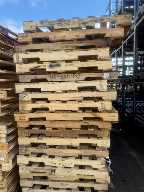 Grade B 48x40x6 Pallets - Canton, MS 39046