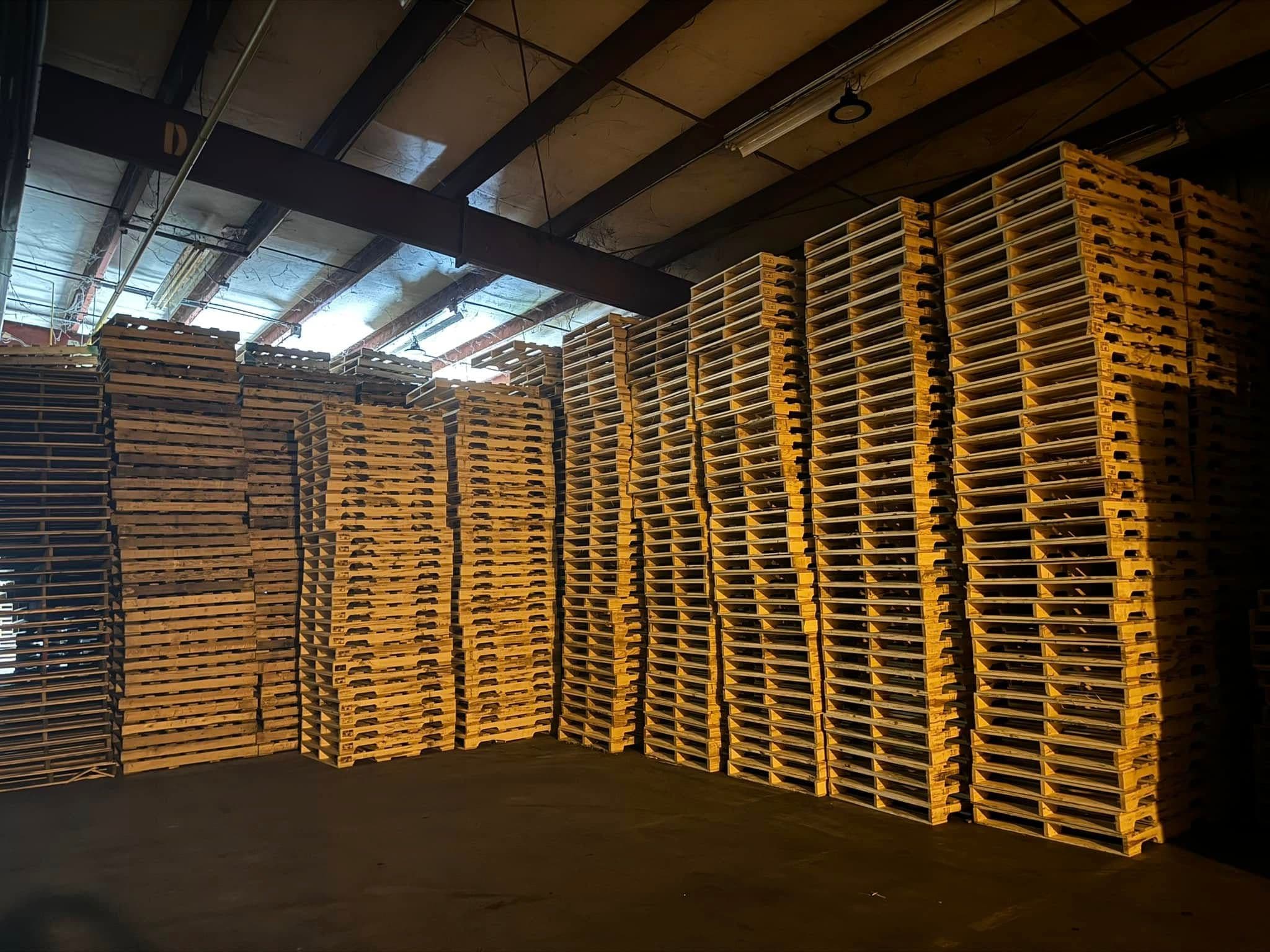 New 48 x 40 Wood Pallets - Piney View, WV 25801